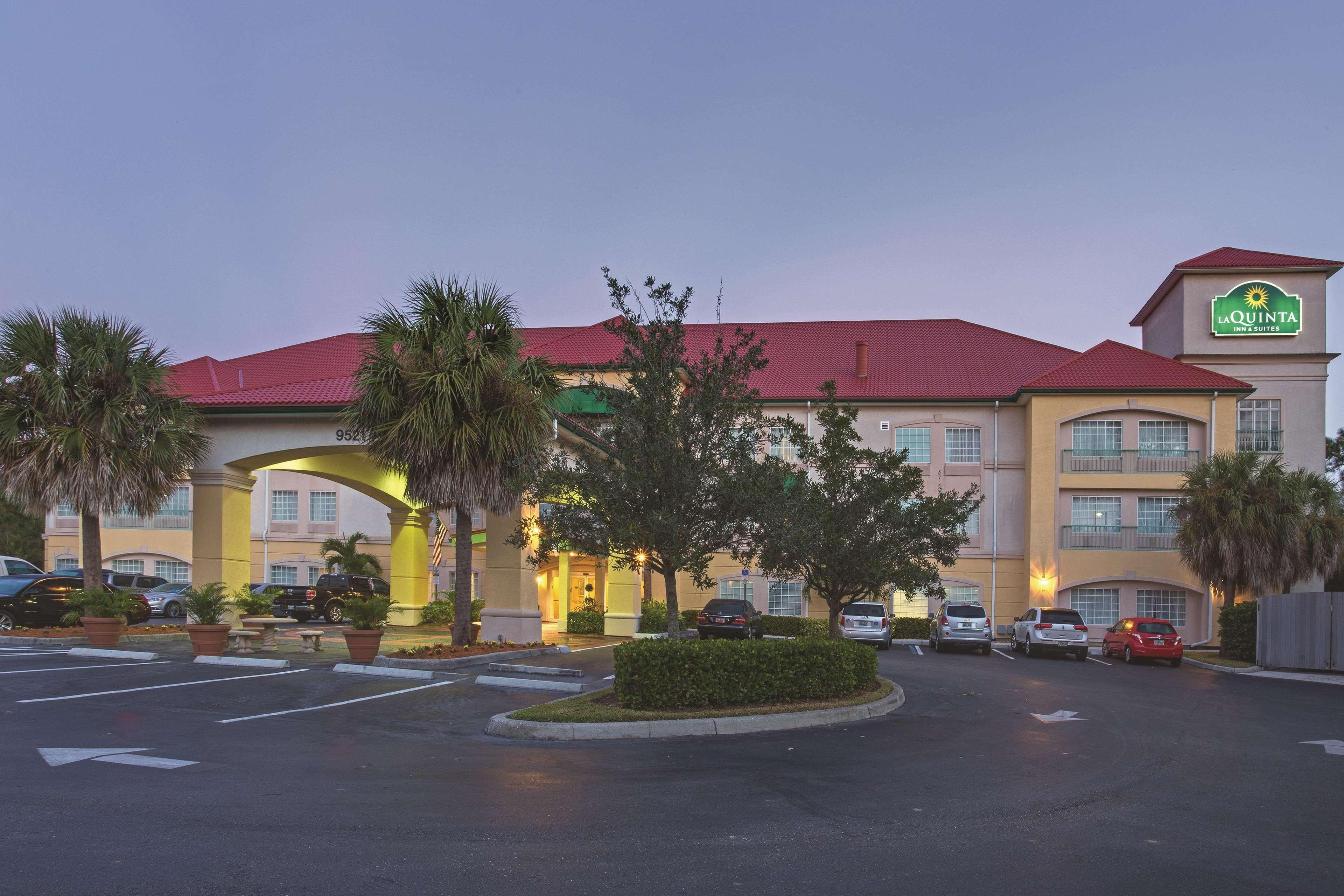 La Quinta Inn And Suites Fort Myers I-75 Экстерьер фото