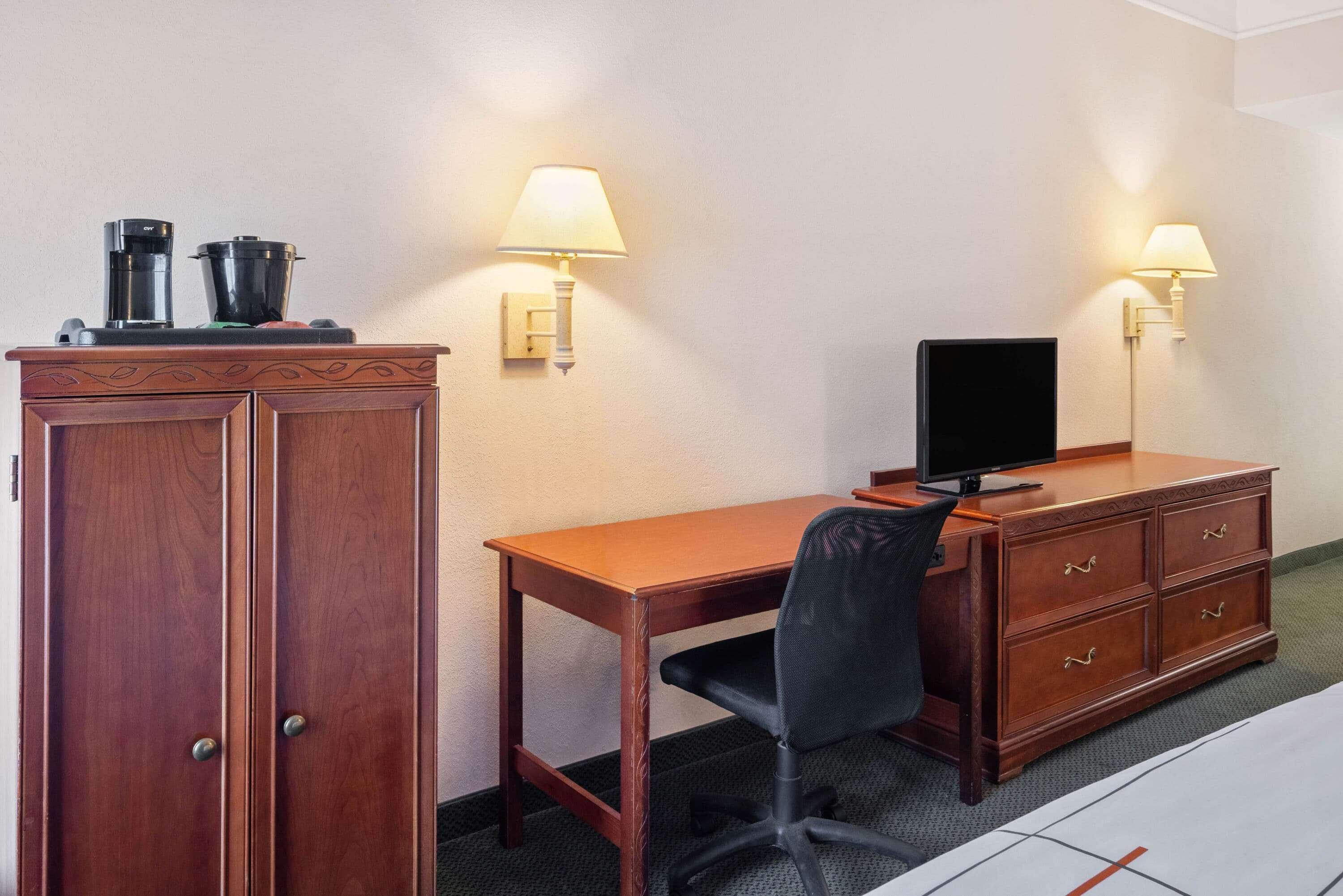 La Quinta Inn And Suites Fort Myers I-75 Экстерьер фото