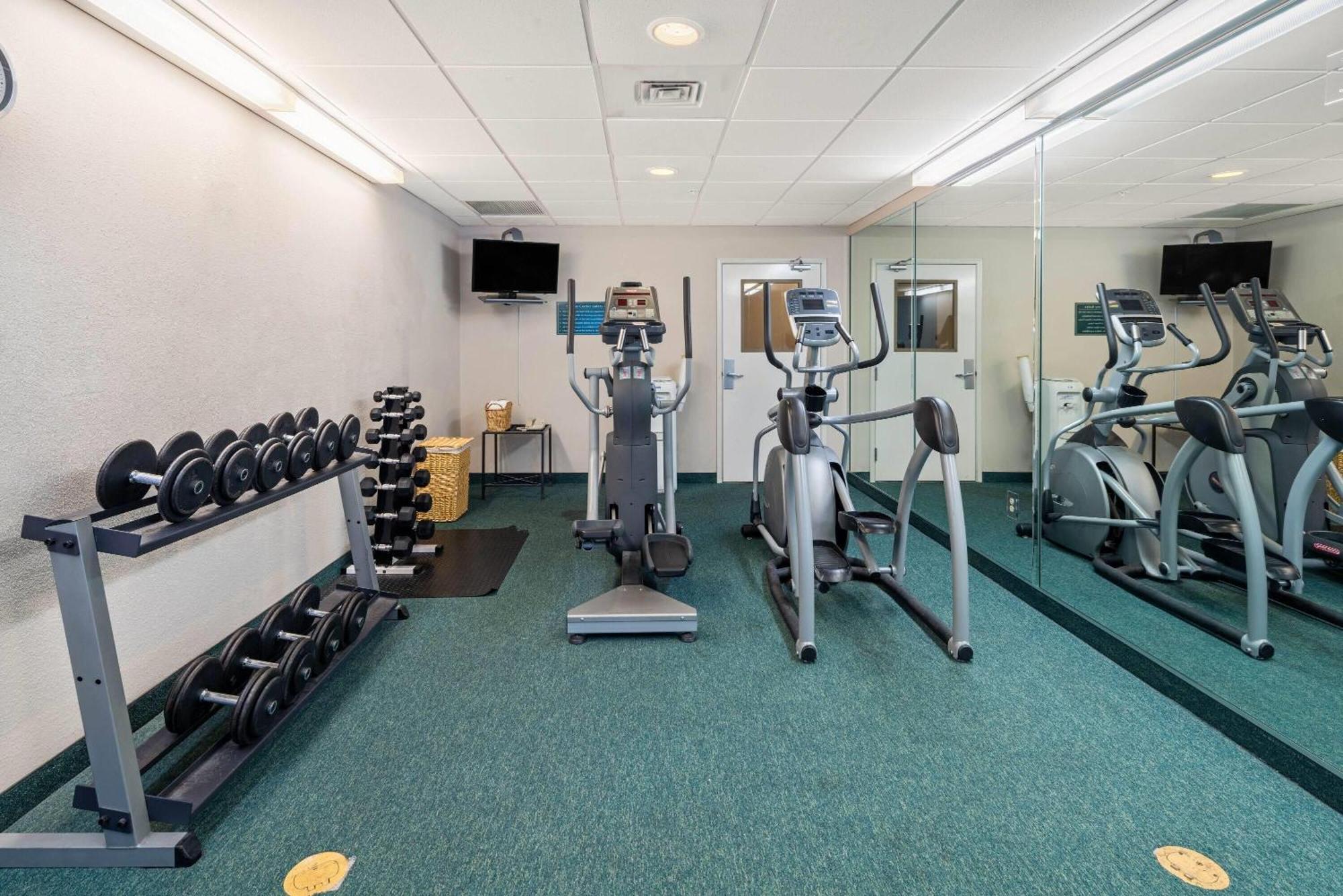 La Quinta Inn And Suites Fort Myers I-75 Экстерьер фото